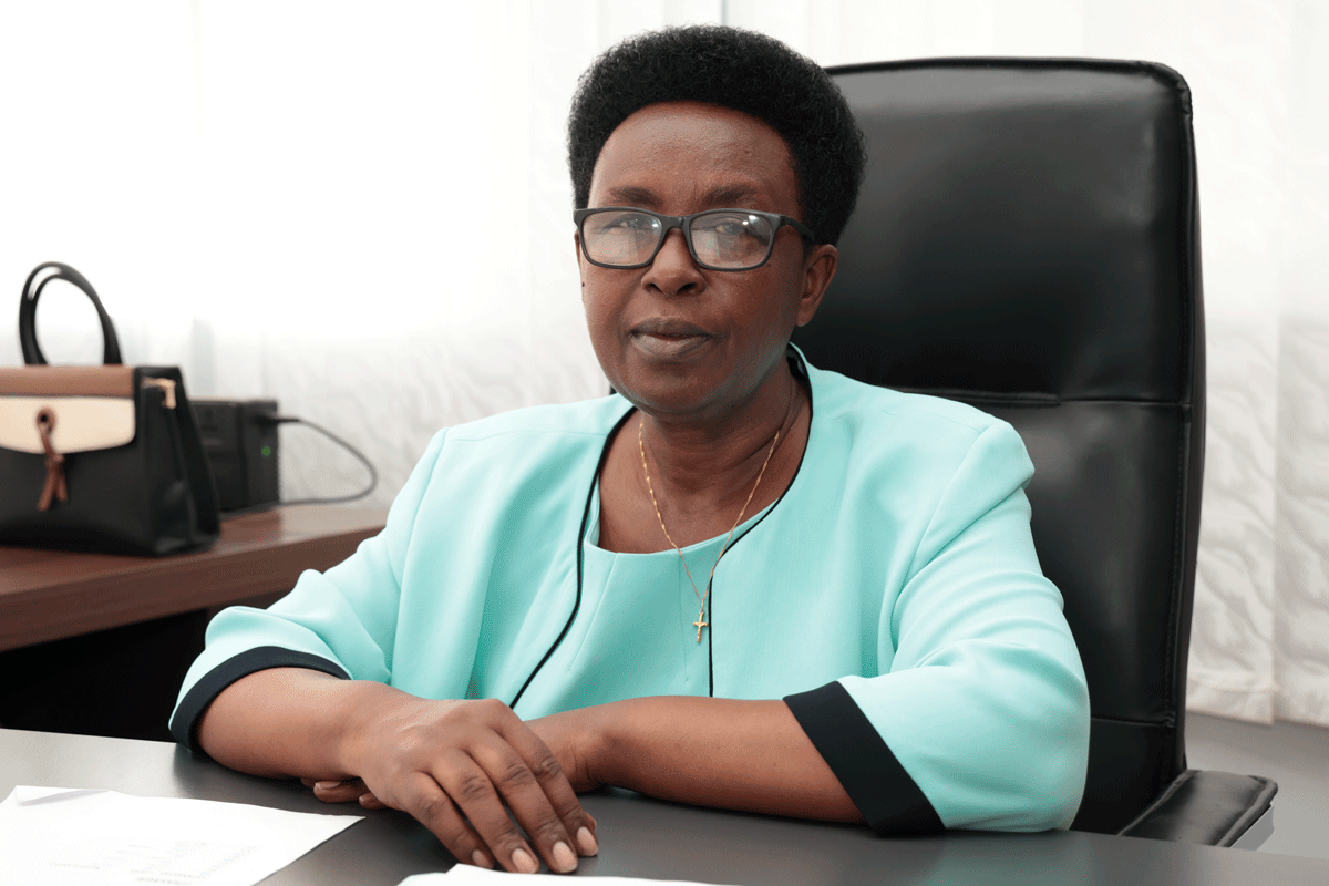 Mme Colette NDAYIZEYE